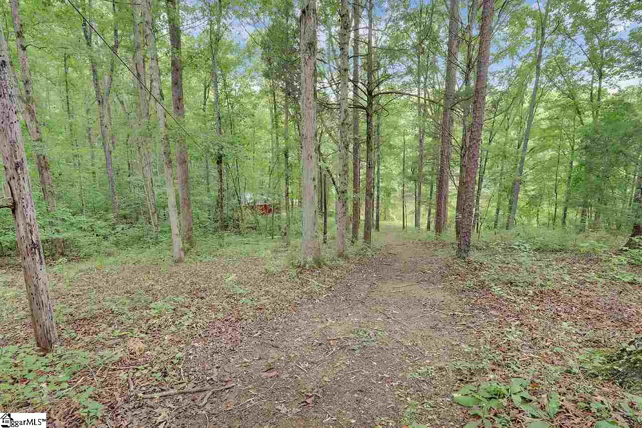 2220 Knighton Chapel Road Fountain Inn, SC 29644 - Photo 9 of 36