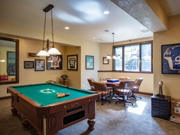 $3,988,000 | 1071 Hill Drive, Oneida, WI 54155