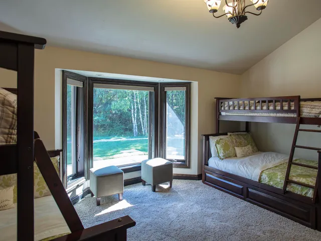 $3,988,000 | 1071 Hill Drive, Oneida, WI 54155