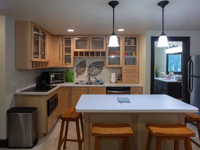 $3,988,000 | 1071 Hill Drive, Oneida, WI 54155