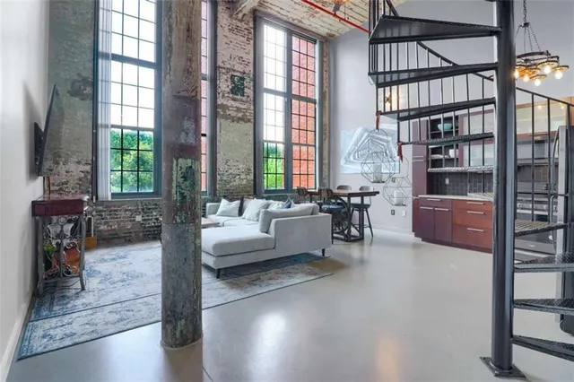 $500,000 | 170 Boulevard Northeast, Unit E203, Atlanta, GA 30312