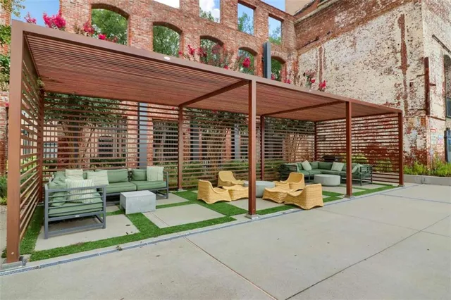 $500,000 | 170 Boulevard Northeast, Unit E203, Atlanta, GA 30312