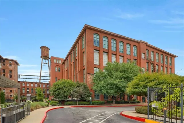 $500,000 | 170 Boulevard Northeast, Unit E203, Atlanta, GA 30312