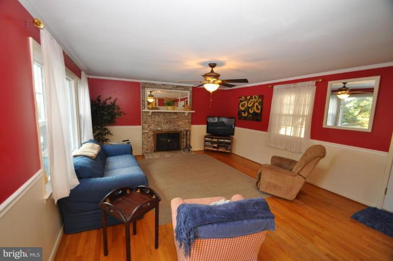 230 West Timonium Road Lutherville-Timonium, MD 21093 - Photo 2 of 30 Family Room