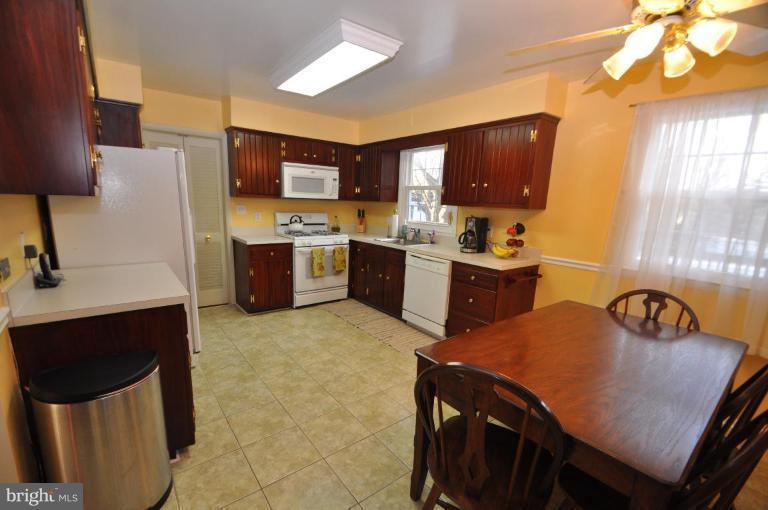 230 West Timonium Road Lutherville-Timonium, MD 21093 - Photo 14 of 30 Kitchen #2