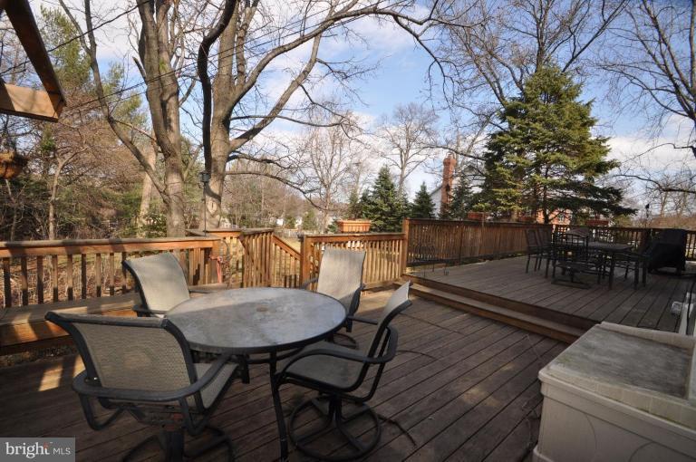 230 West Timonium Road Lutherville-Timonium, MD 21093 - Photo 29 of 30 Deck