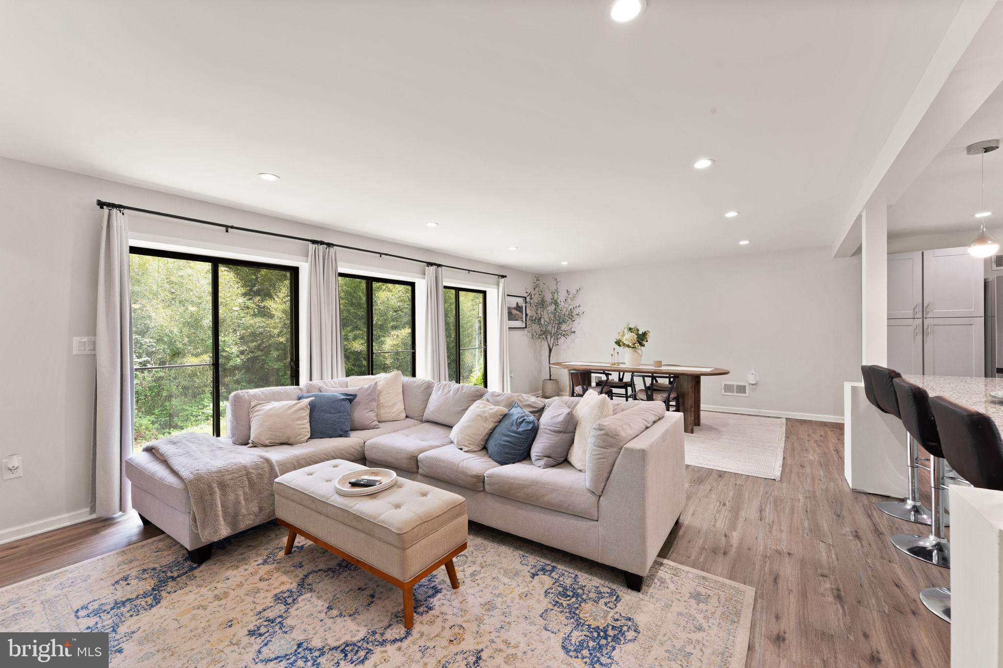 8341 Rolling Road Springfield, VA 22153 - Photo 20 of 60