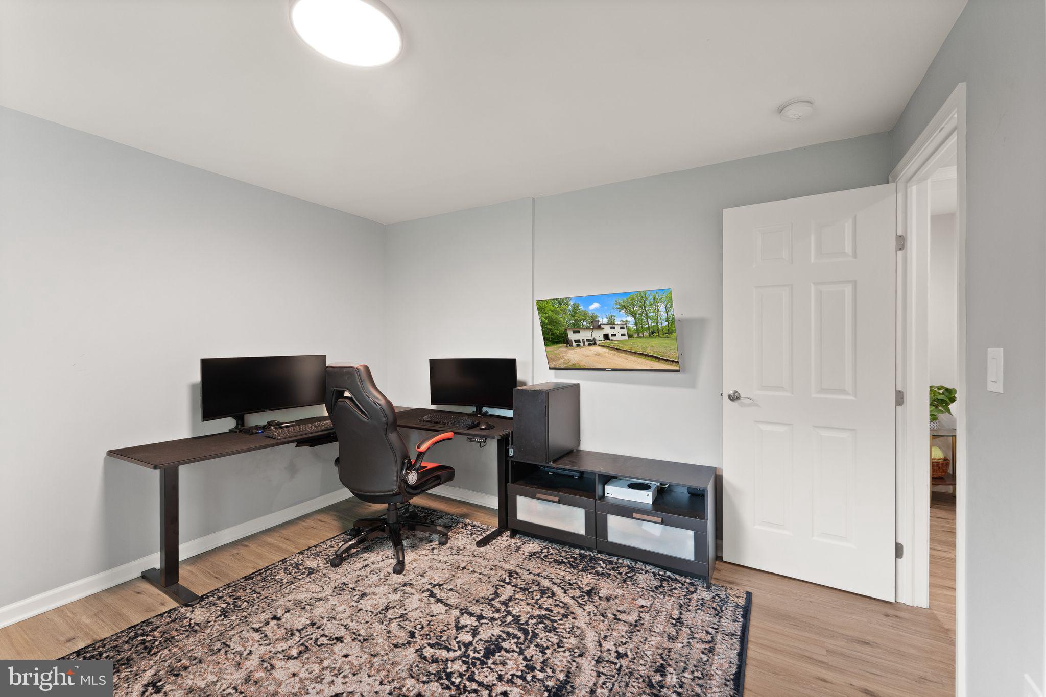 8341 Rolling Road Springfield, VA 22153 - Photo 25 of 60