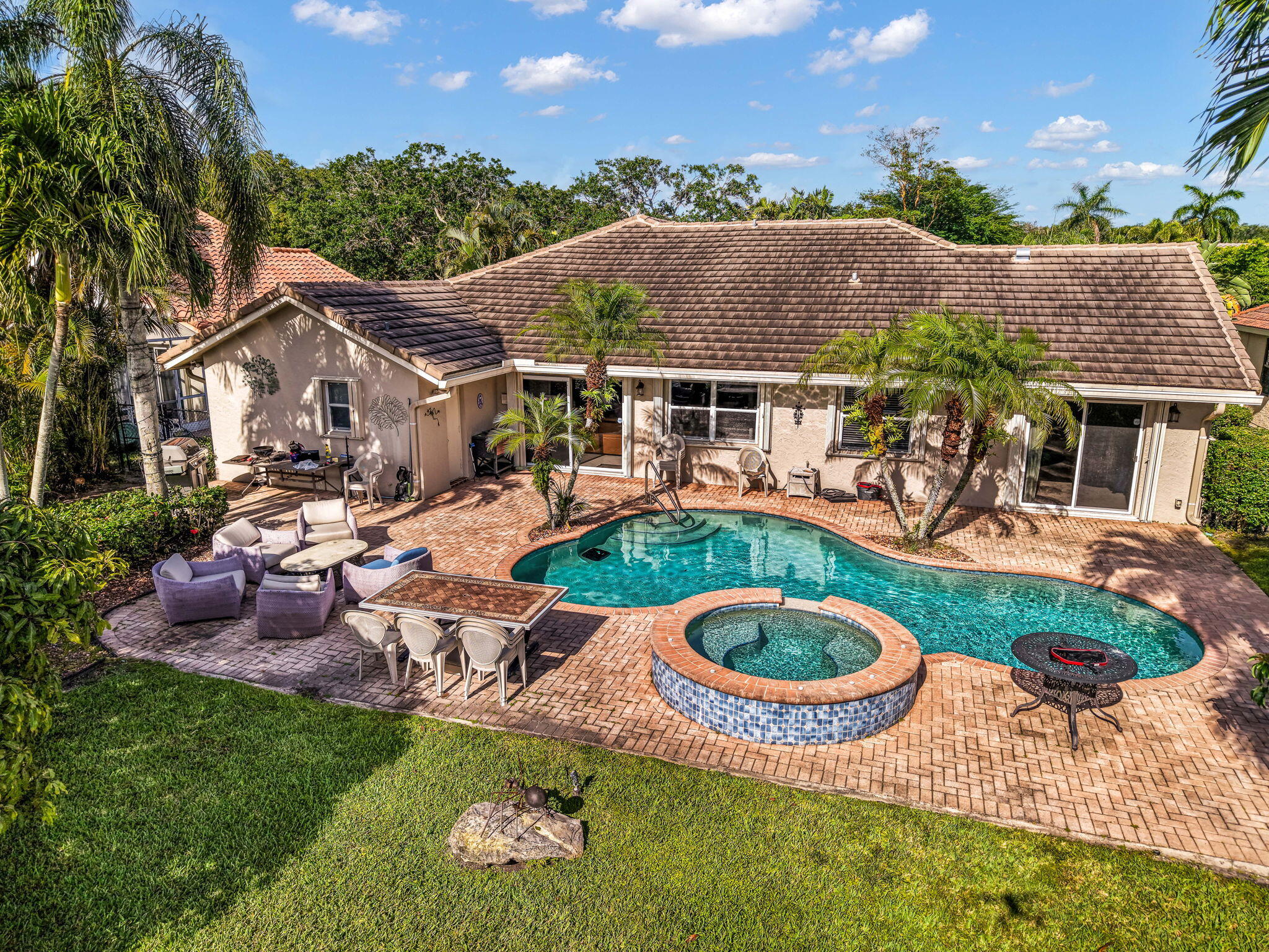 3171 Overlook Road Davie, FL 33328 - Photo 1 of 55 9-web-or-mls-DJI_20260520171302_0184_D