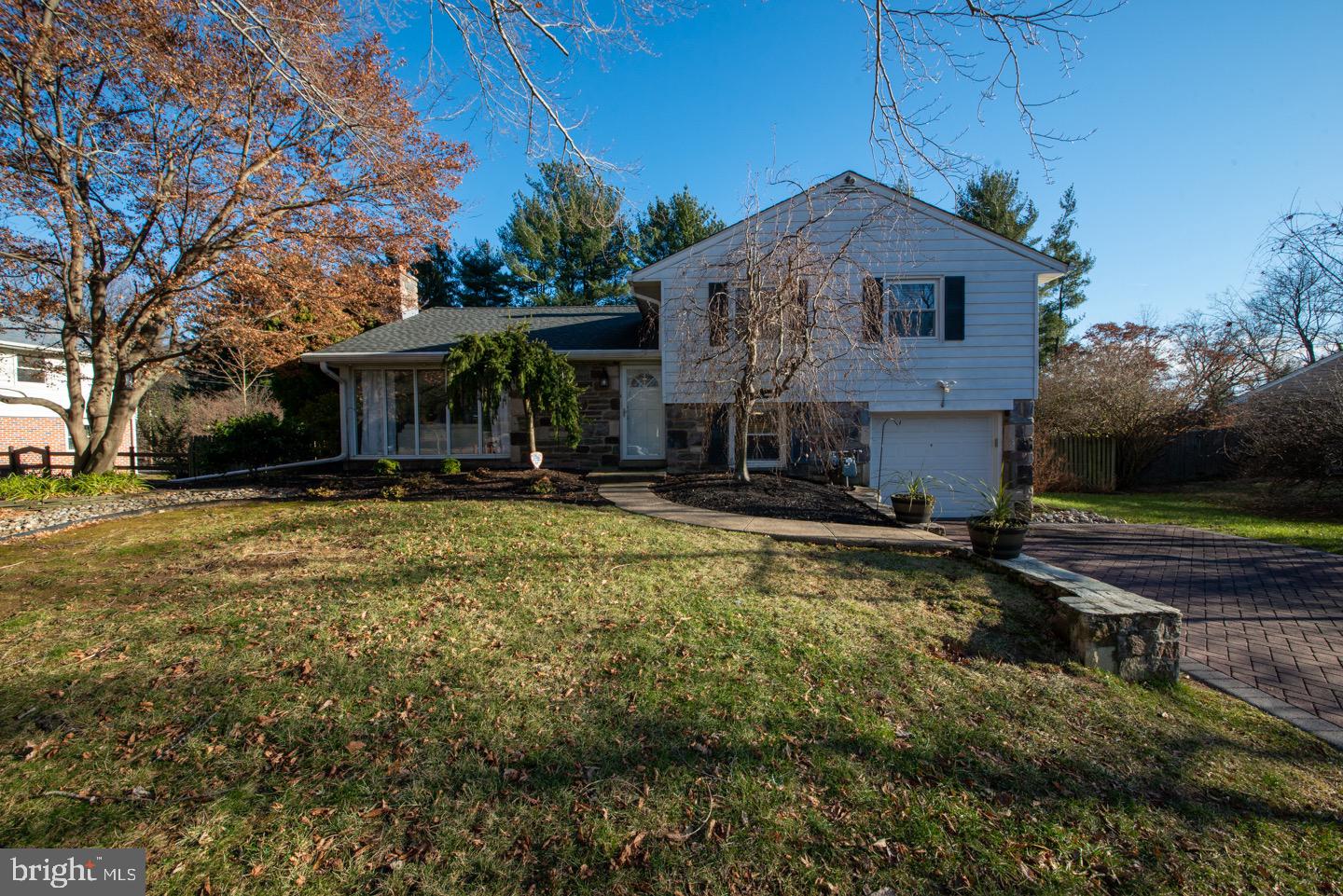 1271 June Road Huntingdon Valley, PA 19006 - Photo 1 of 40