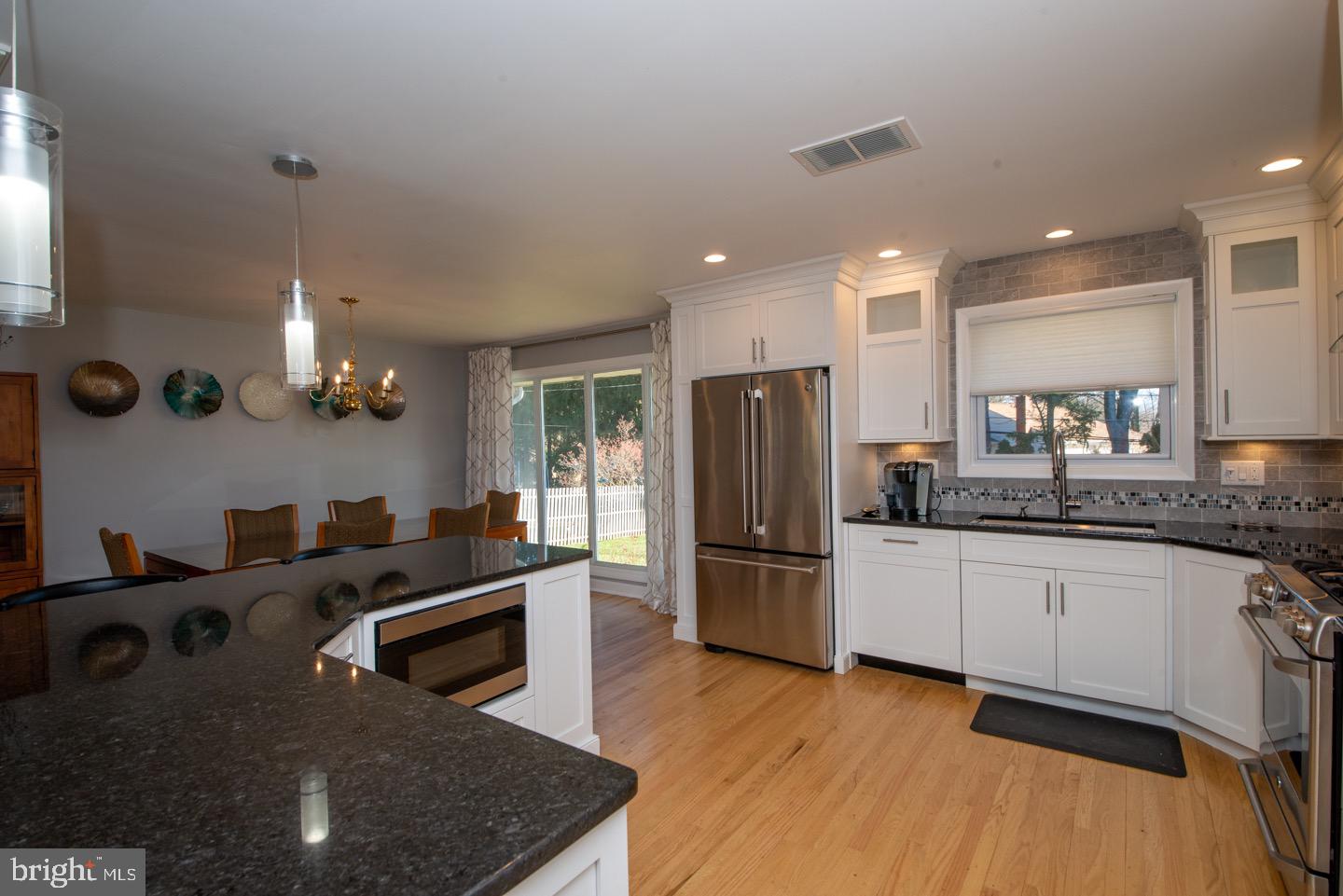 1271 June Road Huntingdon Valley, PA 19006 - Photo 18 of 40