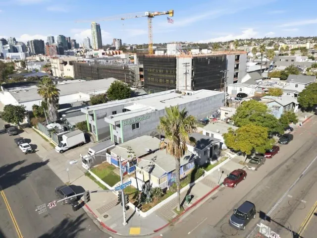 a view of a backyard of the house