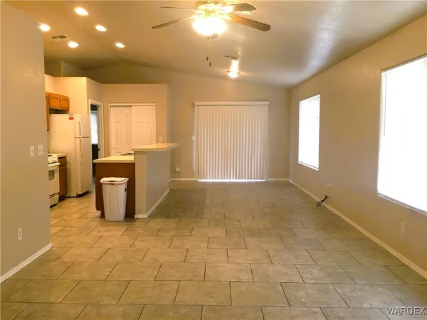 $1,600 | 9815 South Phoenix Drive, Mohave Valley, AZ 86440