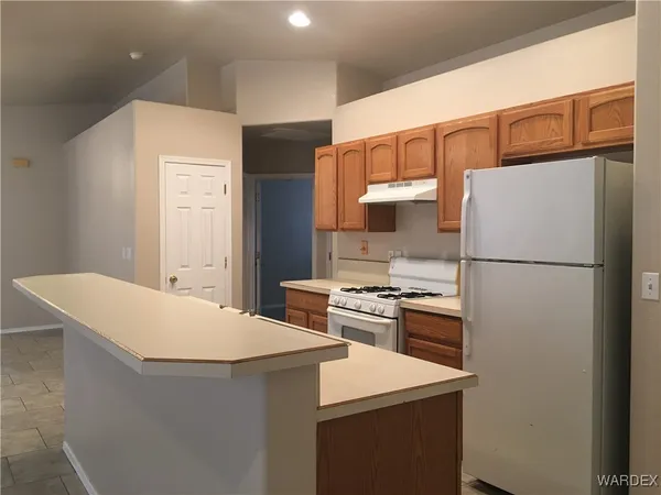 $1,600 | 9815 South Phoenix Drive, Mohave Valley, AZ 86440