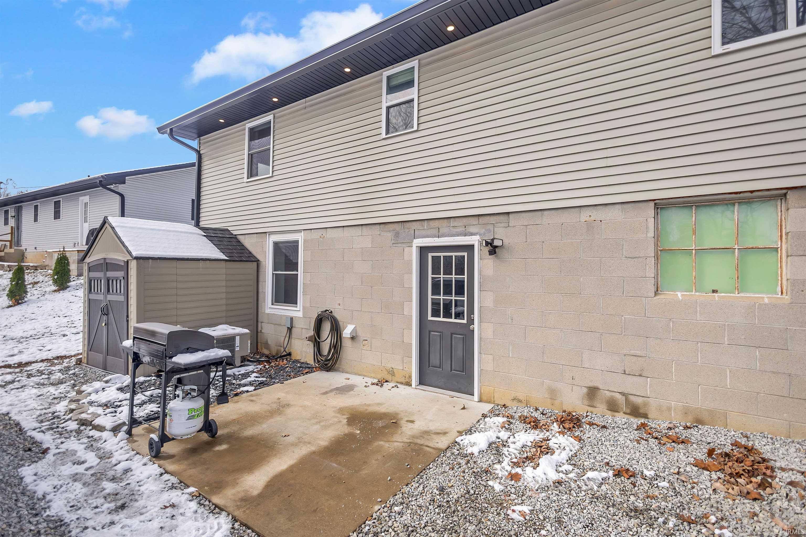 3910 Washington Avenue Bedford, IN 47421 - Photo 21 of 22