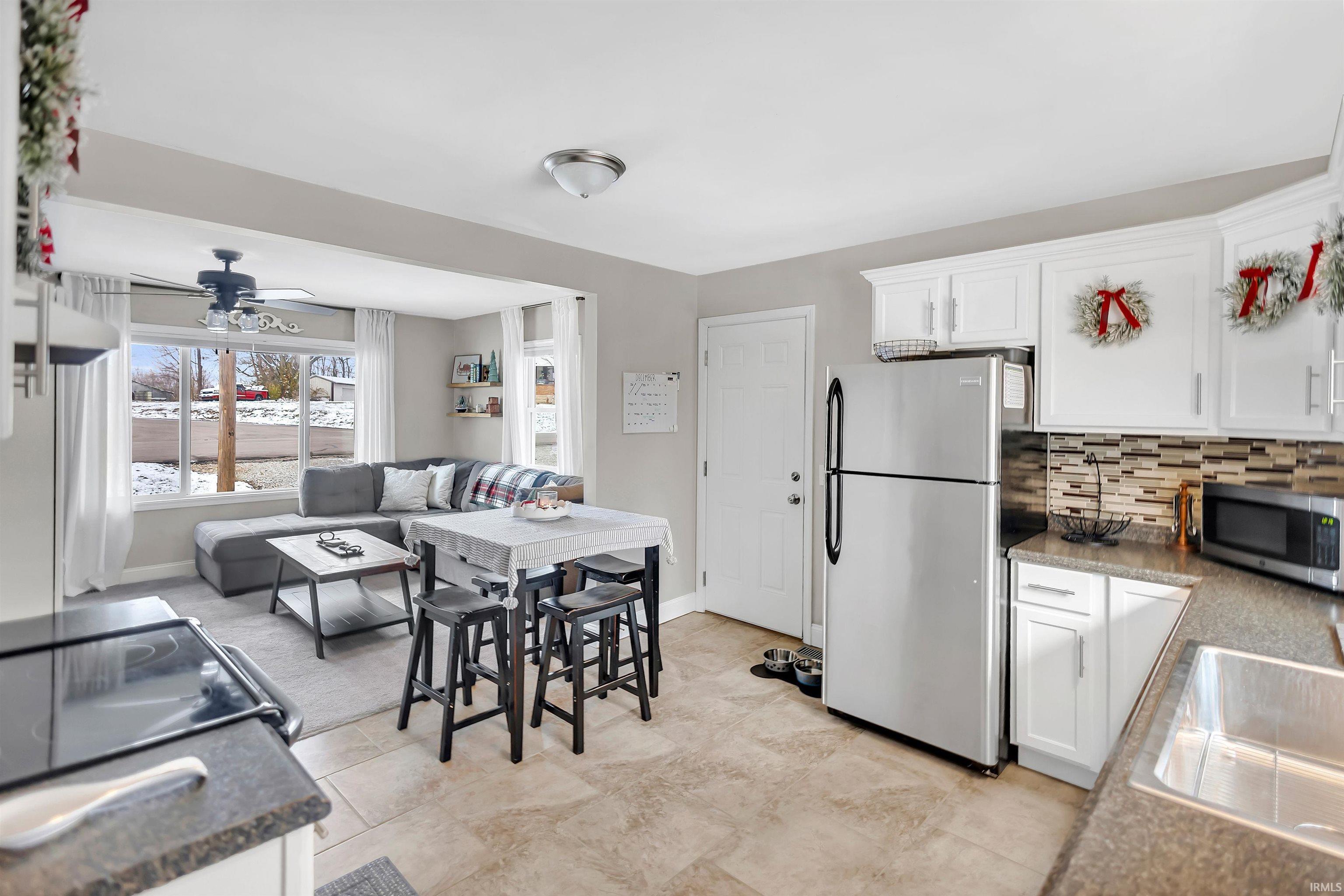 3910 Washington Avenue Bedford, IN 47421 - Photo 8 of 22