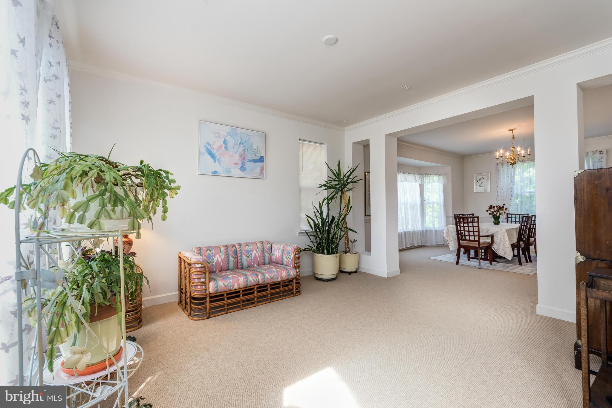 9210 Sumner Grove Drive Laurel, MD 20708 - Photo 6 of 30 Living Room