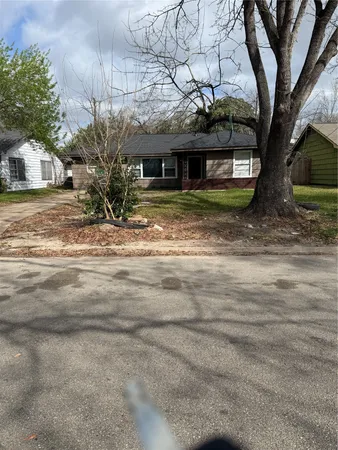 $1,500 | 6303 Belcrest Street, Houston, TX 77087