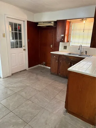 $1,500 | 6303 Belcrest Street, Houston, TX 77087