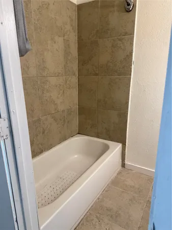 $1,500 | 6303 Belcrest Street, Houston, TX 77087