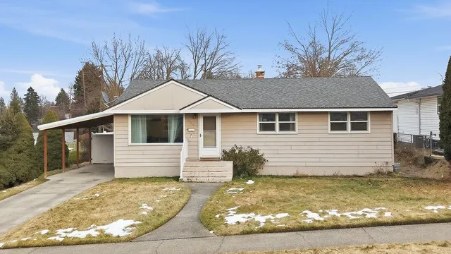 $399,999 | 5924 North Belt Street, Spokane, WA 99205