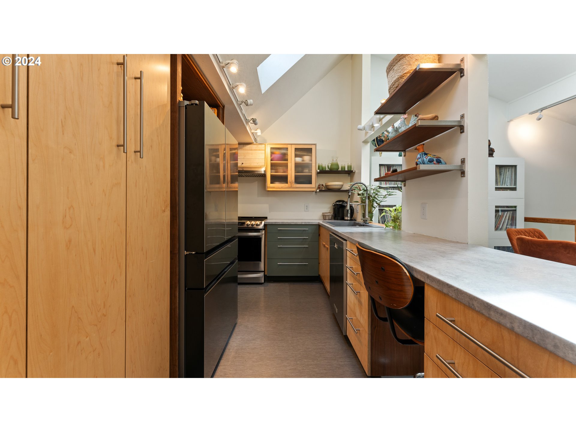 132 Brae Burn Drive Eugene, OR 97405 - Photo 15 of 42 a open kitchen with stainless steel appliances a sink stove and refrigerator