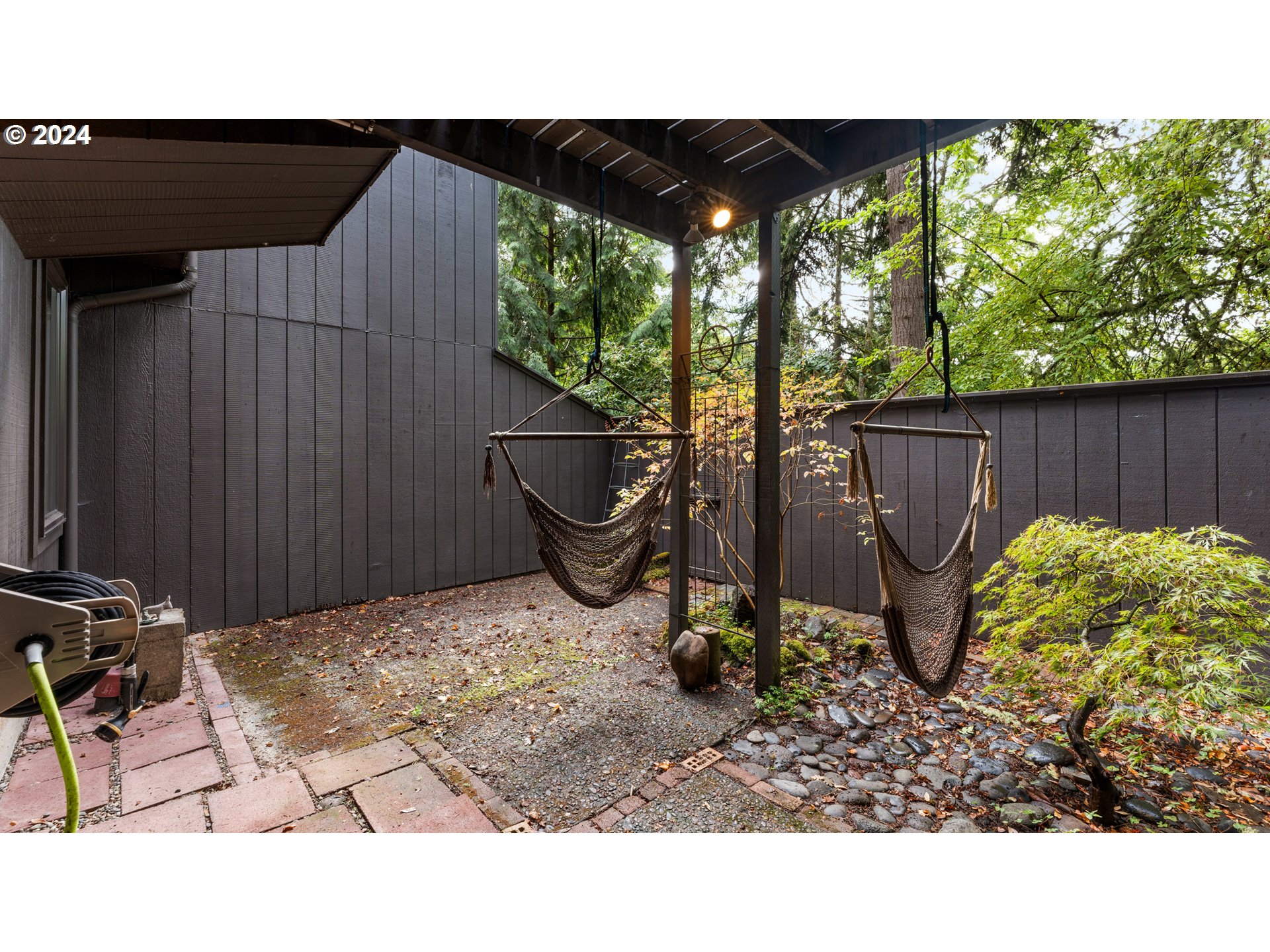 132 Brae Burn Drive Eugene, OR 97405 - Photo 36 of 42 a view of a backyard