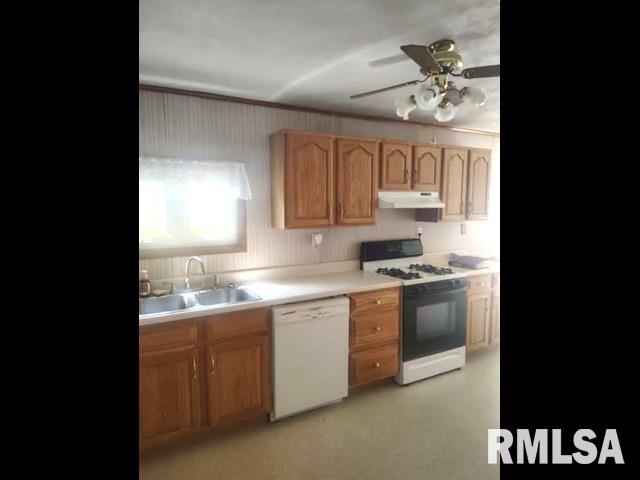 21266 North Winship Road Cuba, IL 61427 - Photo 12 of 35