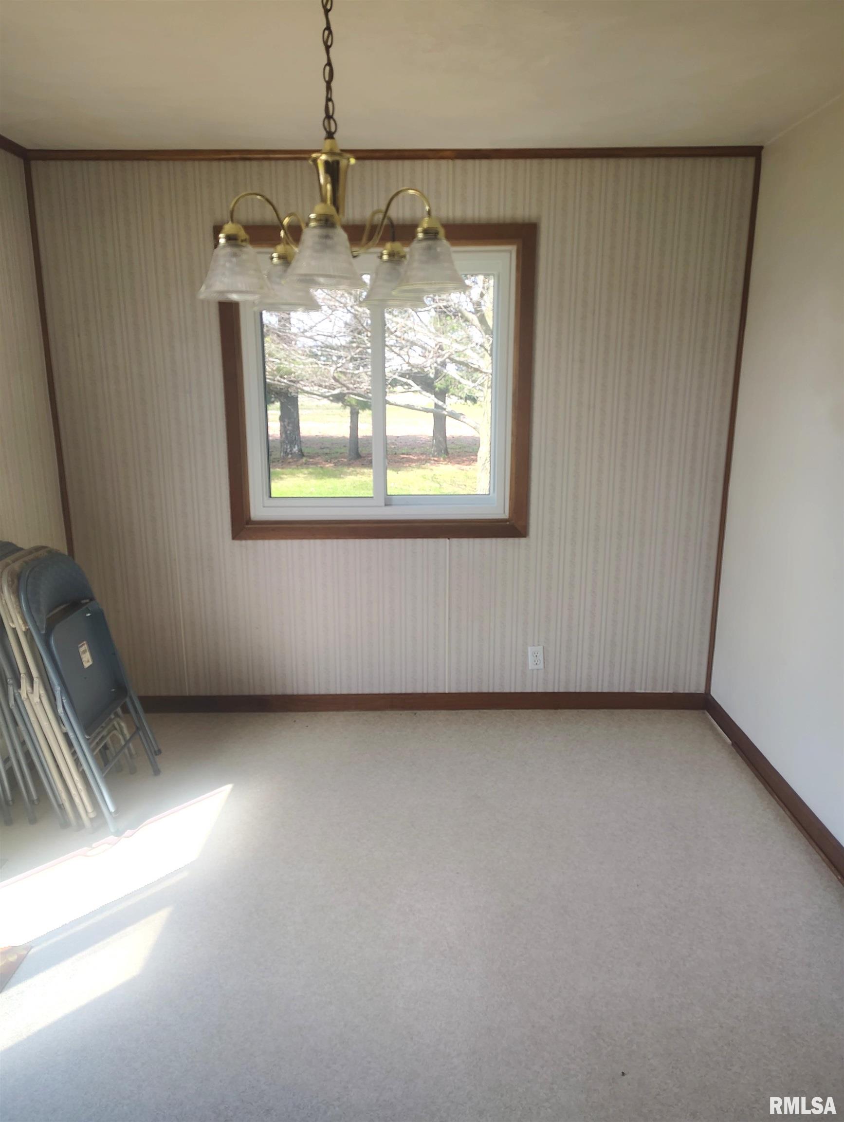 21266 North Winship Road Cuba, IL 61427 - Photo 14 of 35