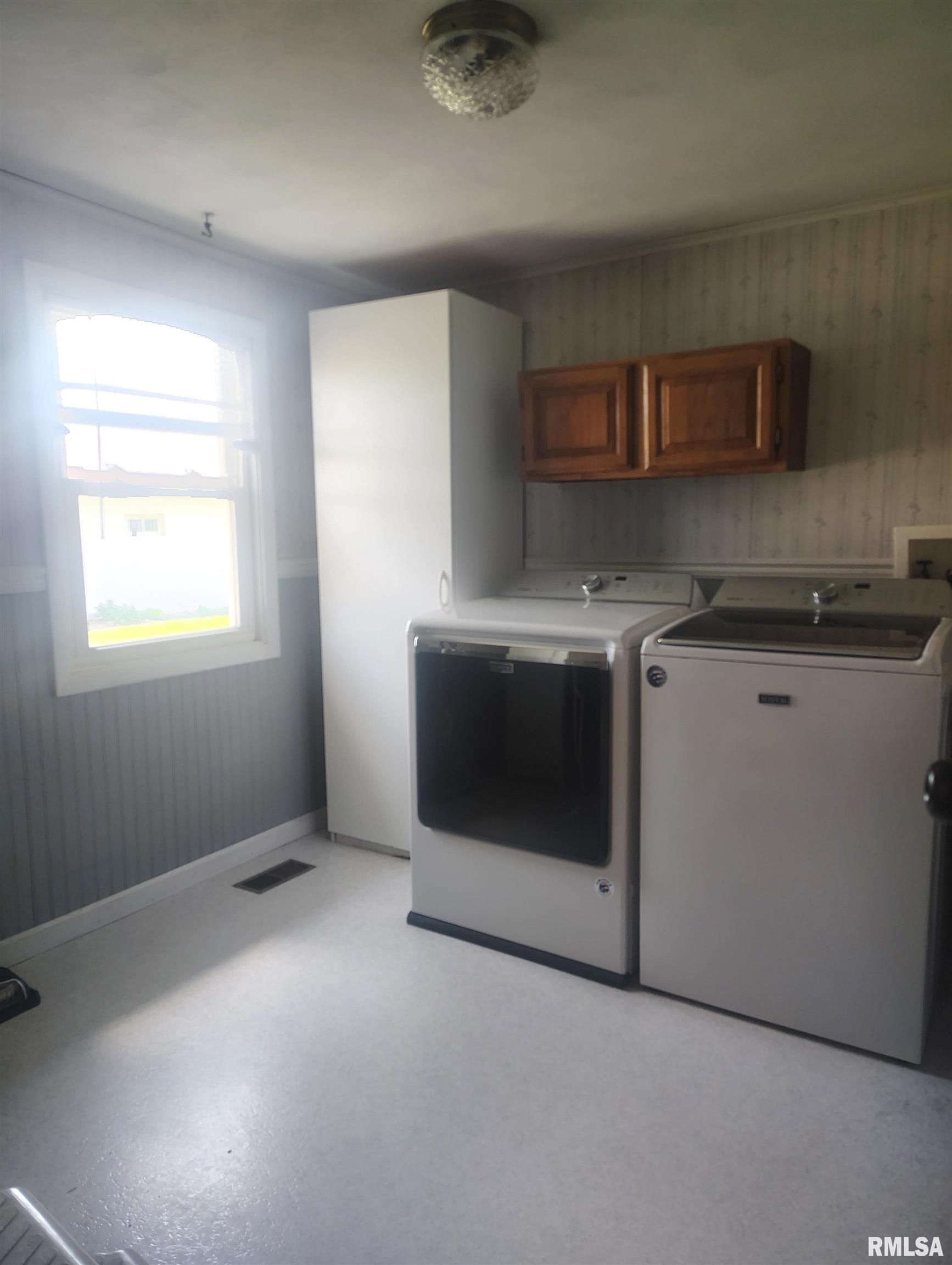21266 North Winship Road Cuba, IL 61427 - Photo 20 of 35