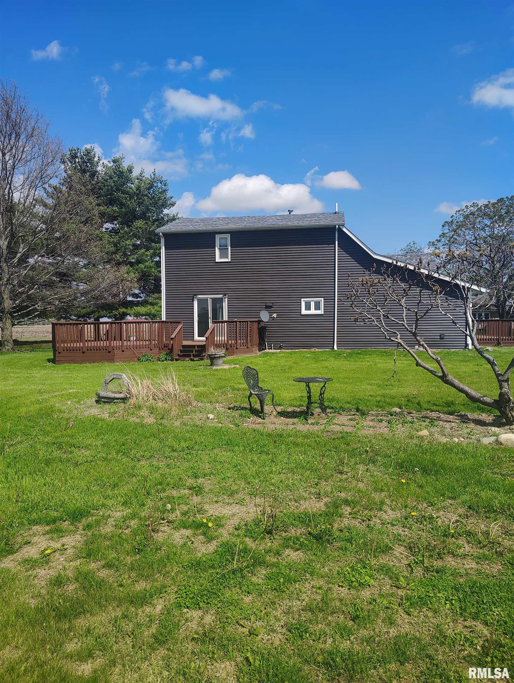 21266 North Winship Road Cuba, IL 61427 - Photo 5 of 35