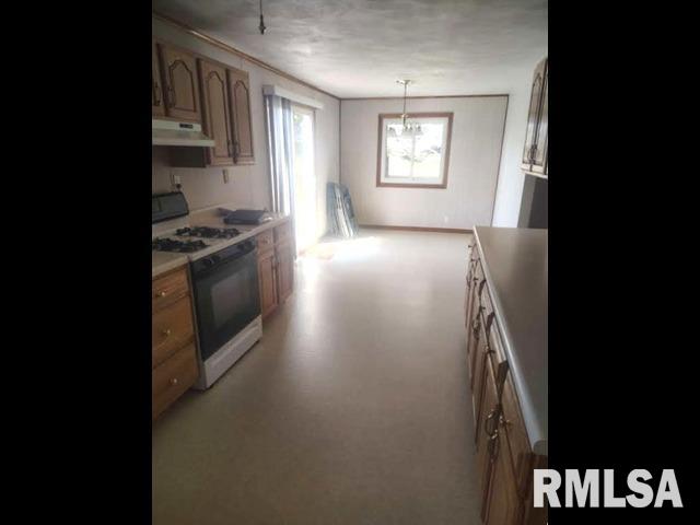 21266 North Winship Road Cuba, IL 61427 - Photo 10 of 35