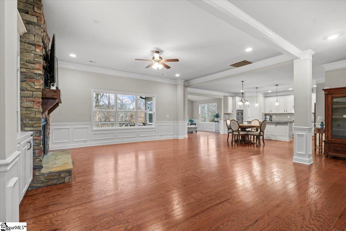 38 Leafmore Court Simpsonville, SC 29680 - Photo 9 of 50