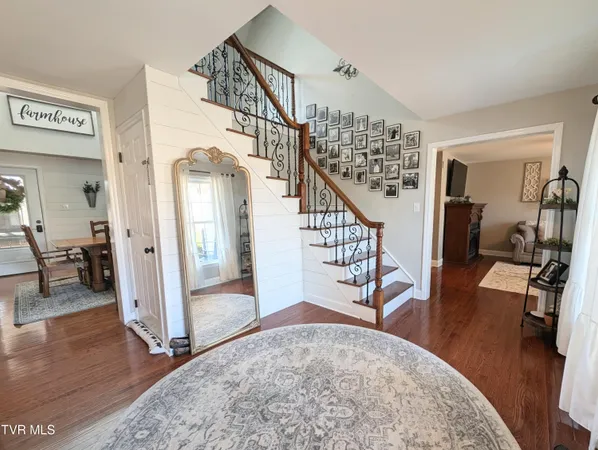 $550,000 | 348 Lakewood Drive, Clintwood, VA 24228