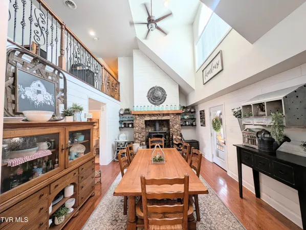 $550,000 | 348 Lakewood Drive, Clintwood, VA 24228