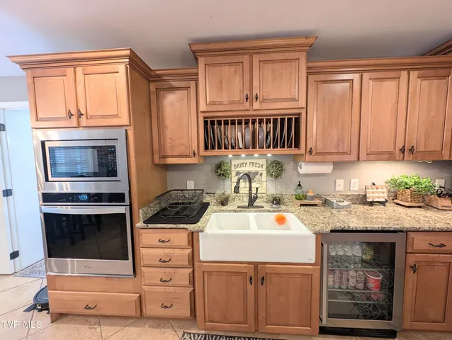 $589,000 | 348 Lakewood Drive, Clintwood, VA 24228