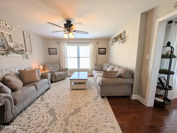 $550,000 | 348 Lakewood Drive, Clintwood, VA 24228