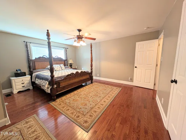 $589,000 | 348 Lakewood Drive, Clintwood, VA 24228