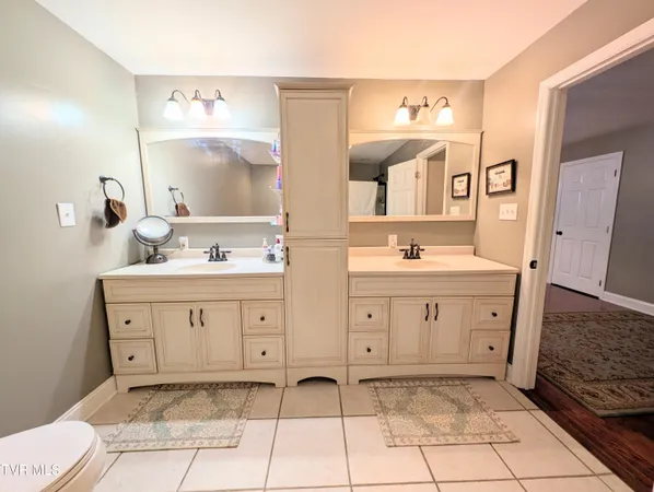 $550,000 | 348 Lakewood Drive, Clintwood, VA 24228