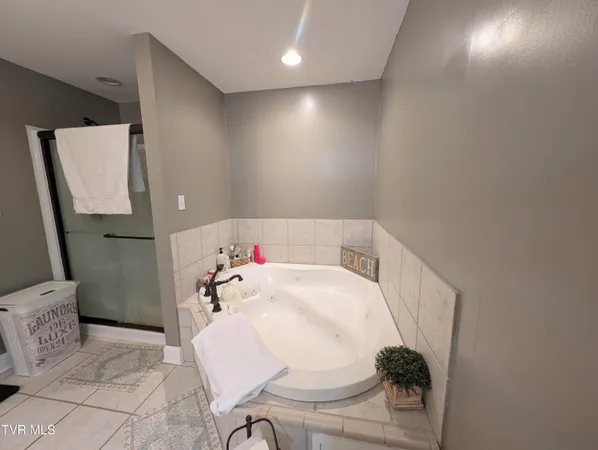 $550,000 | 348 Lakewood Drive, Clintwood, VA 24228