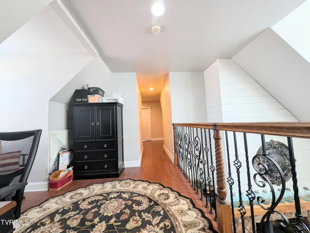 $589,000 | 348 Lakewood Drive, Clintwood, VA 24228