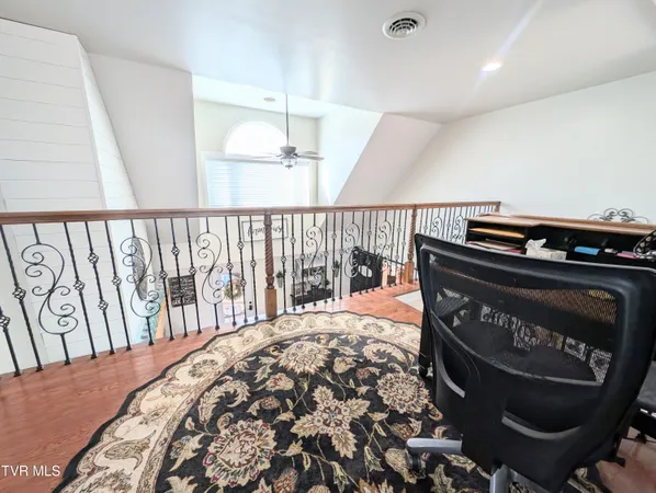 $550,000 | 348 Lakewood Drive, Clintwood, VA 24228