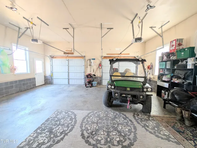 $589,000 | 348 Lakewood Drive, Clintwood, VA 24228