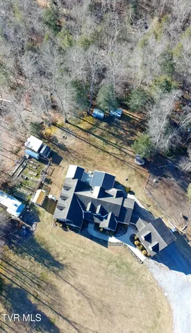 $589,000 | 348 Lakewood Drive, Clintwood, VA 24228