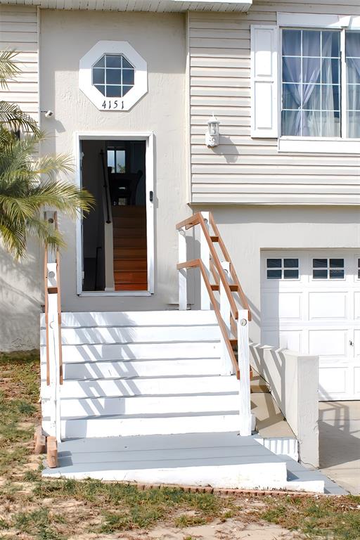 4151 Nelson Road Lake Wales, FL 33898 - Photo 4 of 32 a view of a entryway of the house