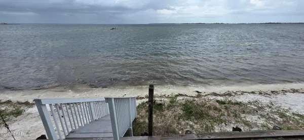 $1,800 | 6073 East Highway 98, Panama City, FL 32404