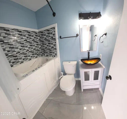 $2,000 | 6073 East Highway 98, Panama City, FL 32404