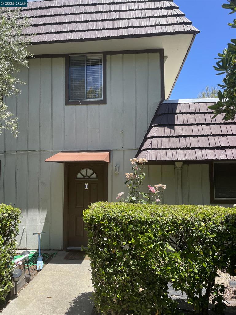 2005-2005 Sierra Road Concord, CA 94518 - Photo 1 of 3