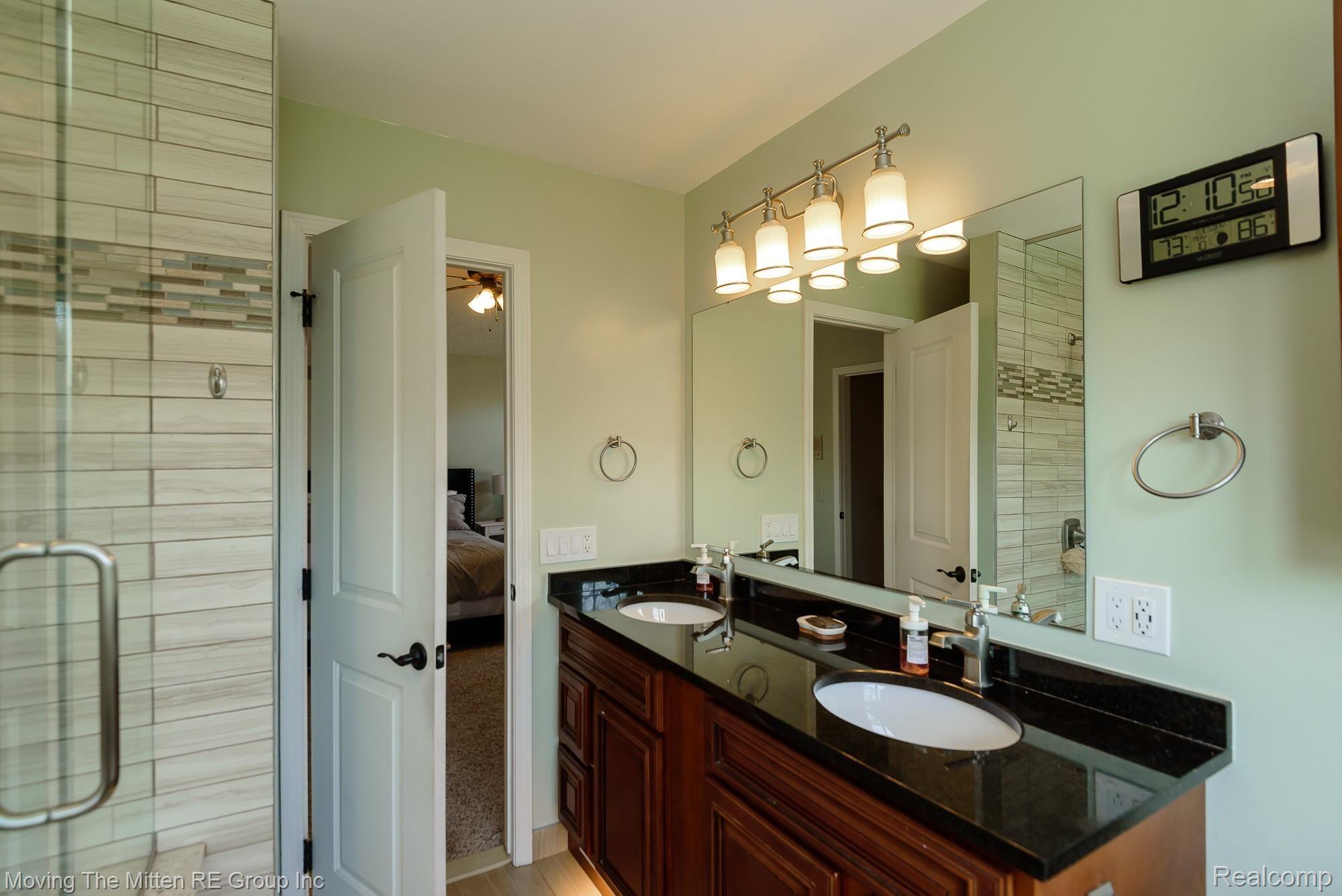 44765 Danbury Road Canton, MI 48188 - Photo 9 of 66 9.jpg