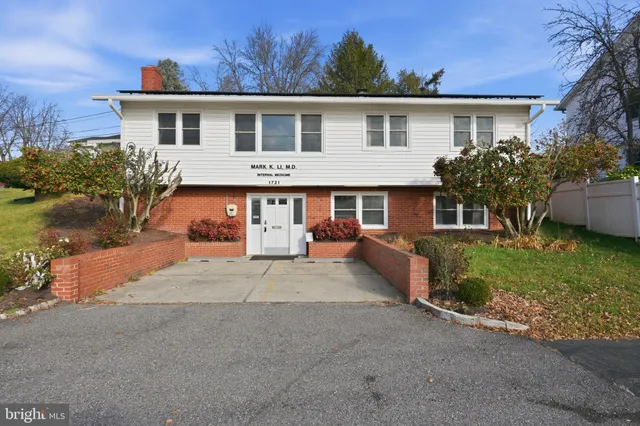 $680,000 | 1721 University Boulevard West, Silver Spring, MD 20902